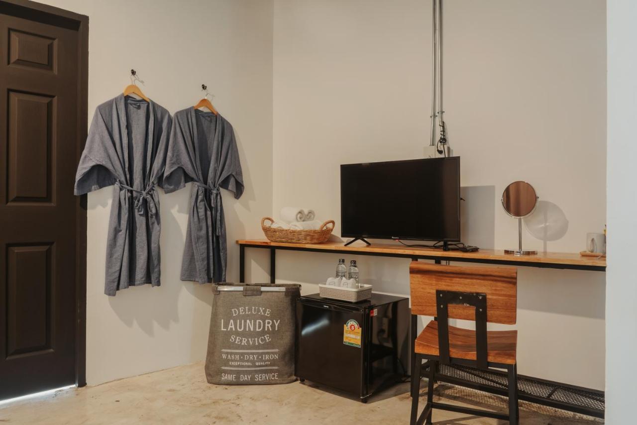 Hugnur Hostel And Coffee 清邁 外观 照片