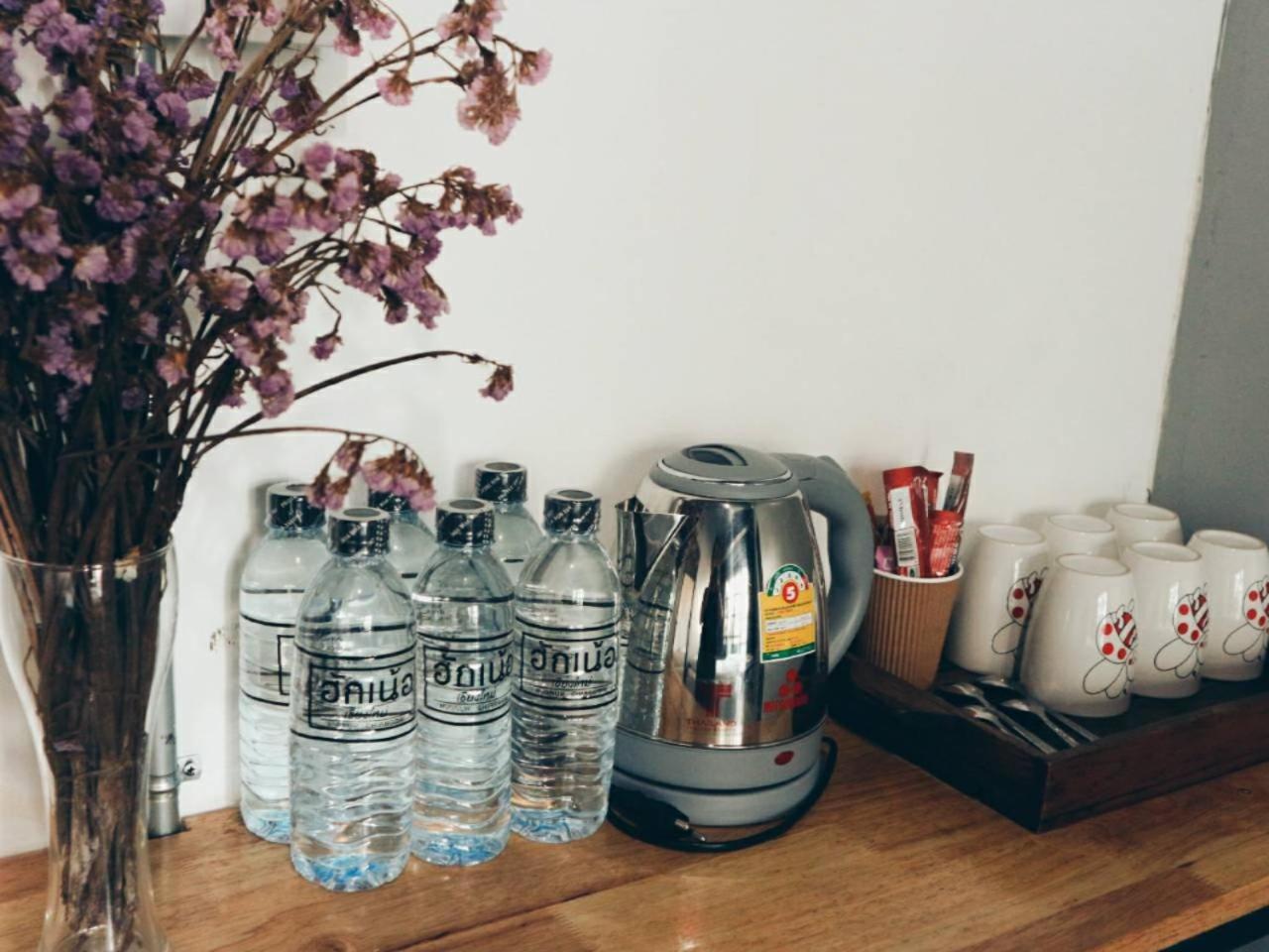 Hugnur Hostel And Coffee 清邁 外观 照片