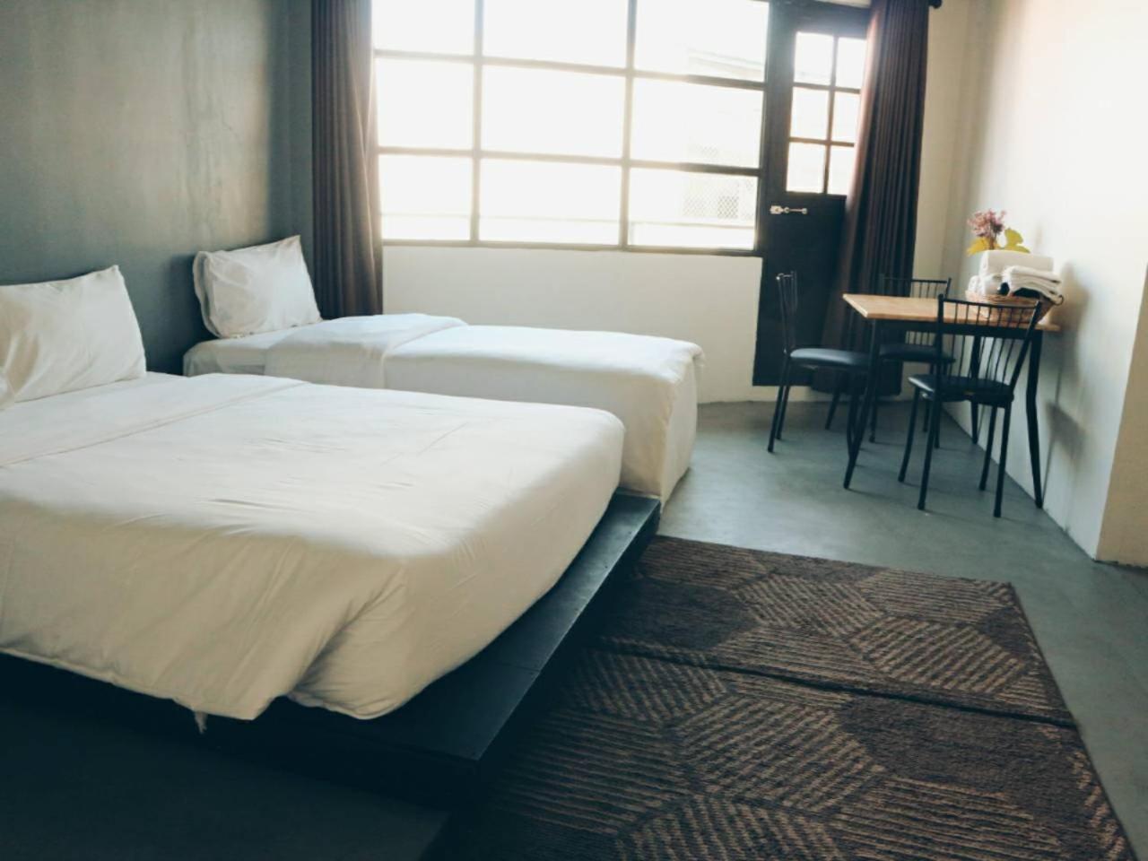 Hugnur Hostel And Coffee 清邁 外观 照片