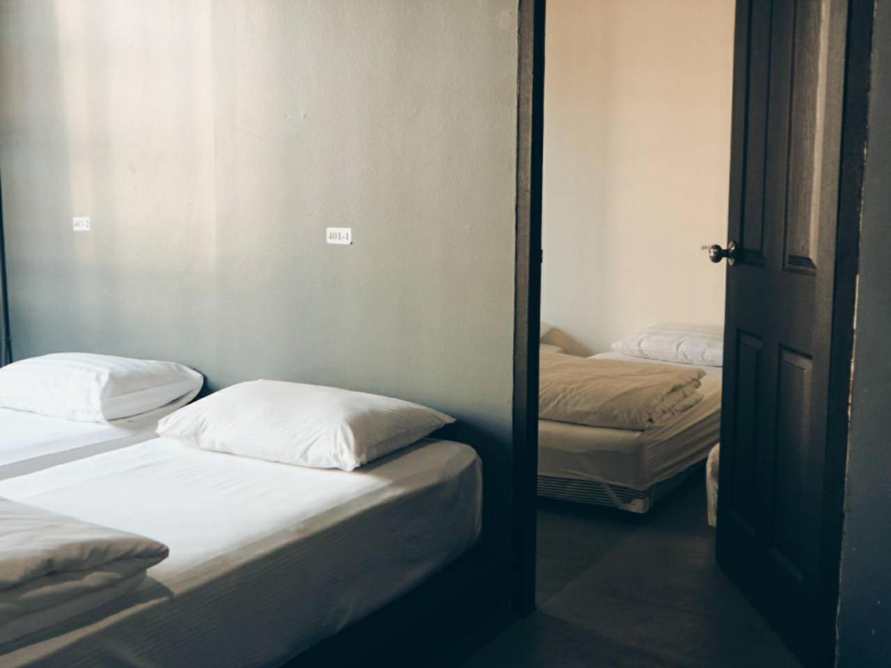 Hugnur Hostel And Coffee 清邁 外观 照片