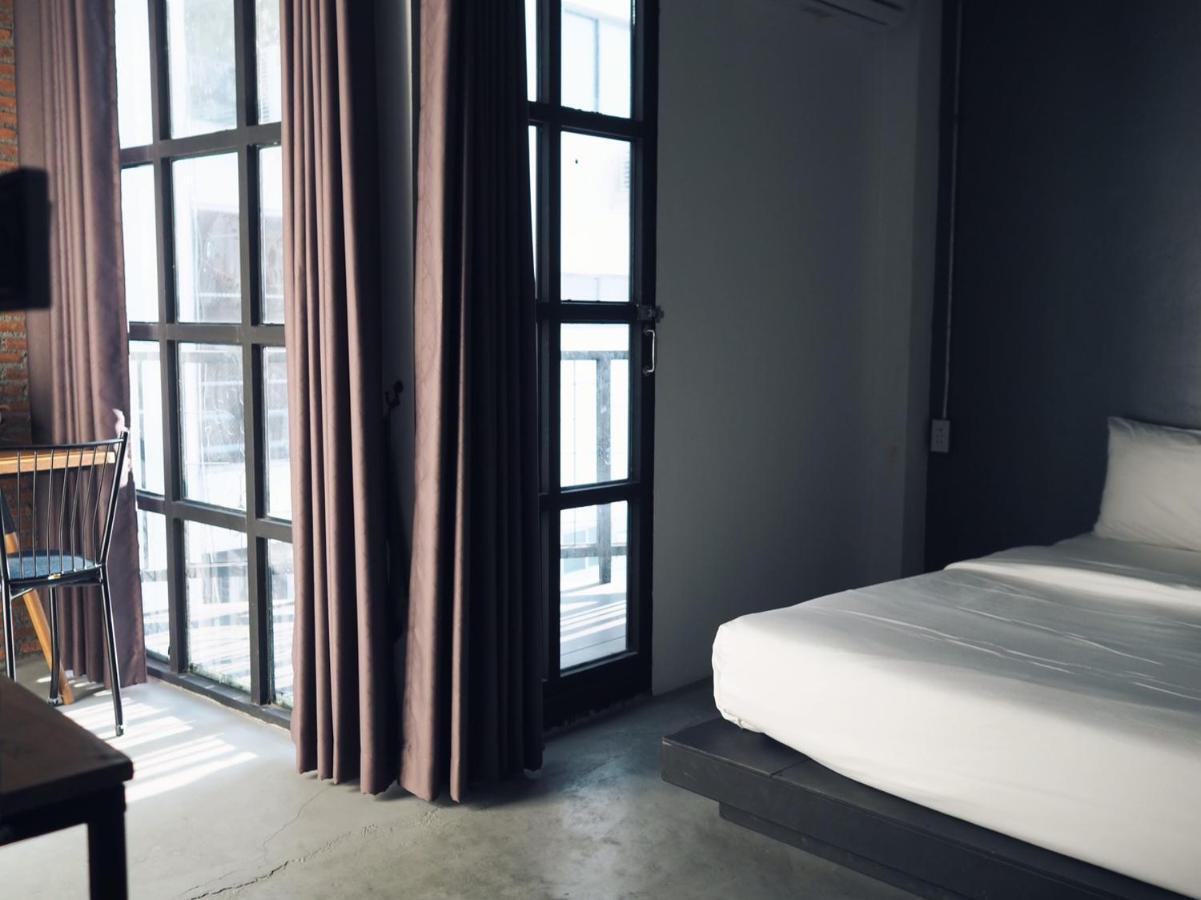 Hugnur Hostel And Coffee 清邁 外观 照片